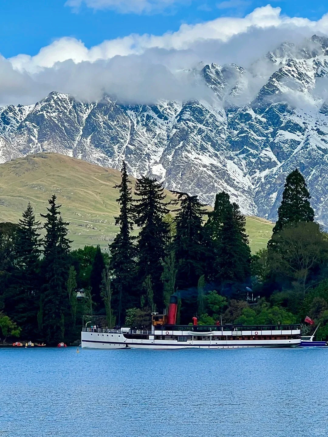瓦卡蒂普湖四季旅游指南